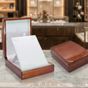 CAJA MADERA CADENA/AROS