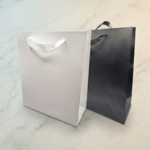 BOLSA PAPEL UN COLOR G